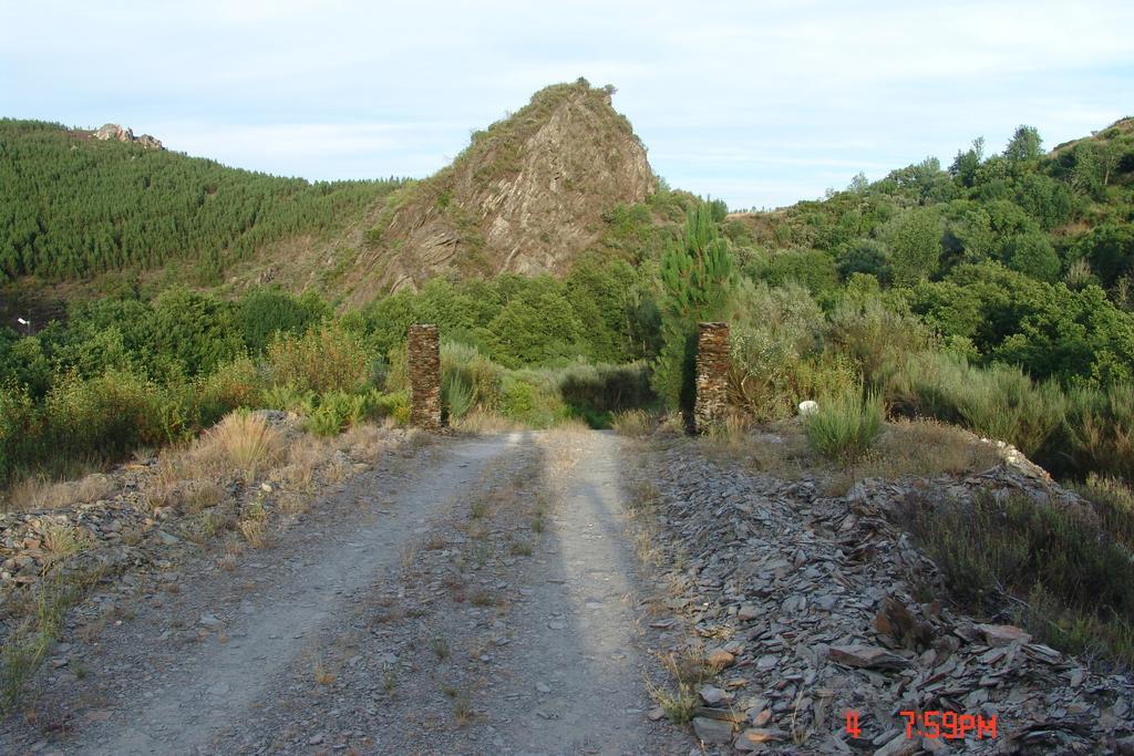 Castelo Do Mau Vizinho Hotell Orjais Exteriör bild